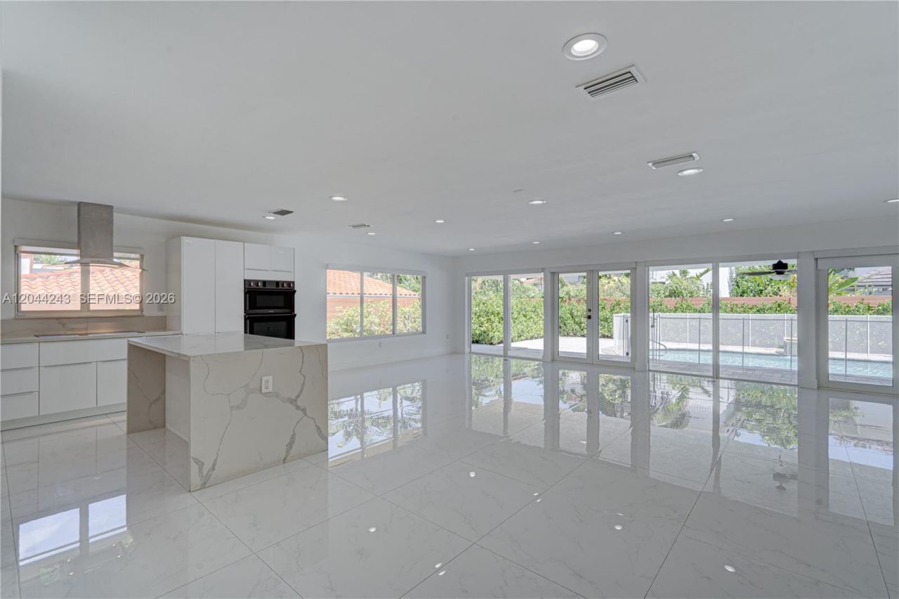 773 Woodcrest Rd , Key Biscayne, FL 33149 Photo