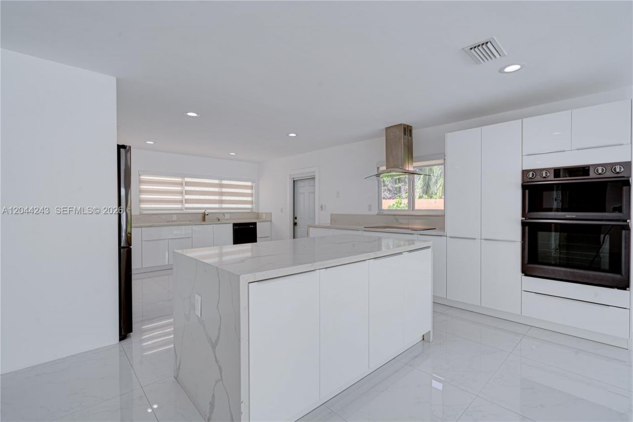 773 Woodcrest Rd , Key Biscayne, FL 33149 Photo