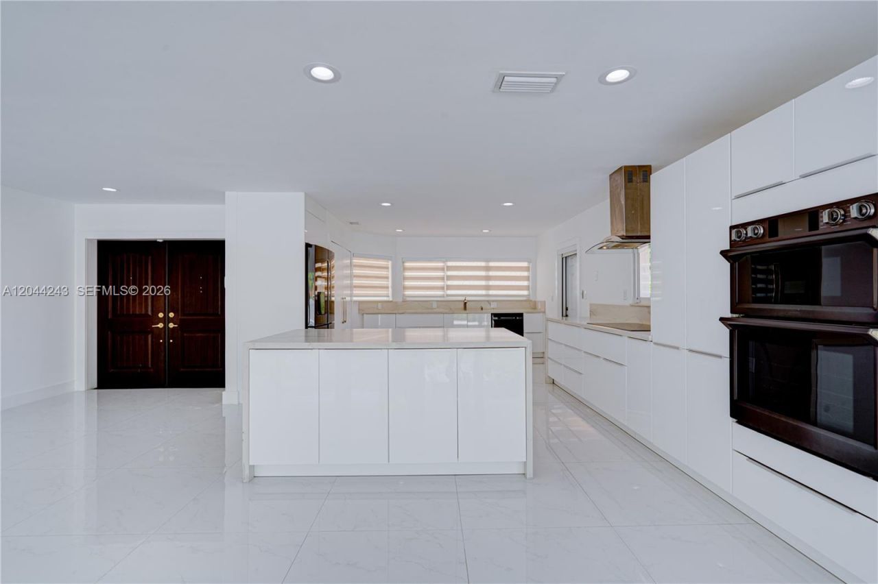 773 Woodcrest Rd , Key Biscayne, FL 33149 Photo