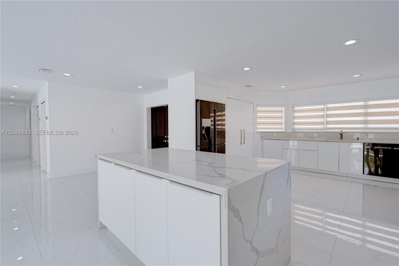 773 Woodcrest Rd , Key Biscayne, FL 33149 Photo