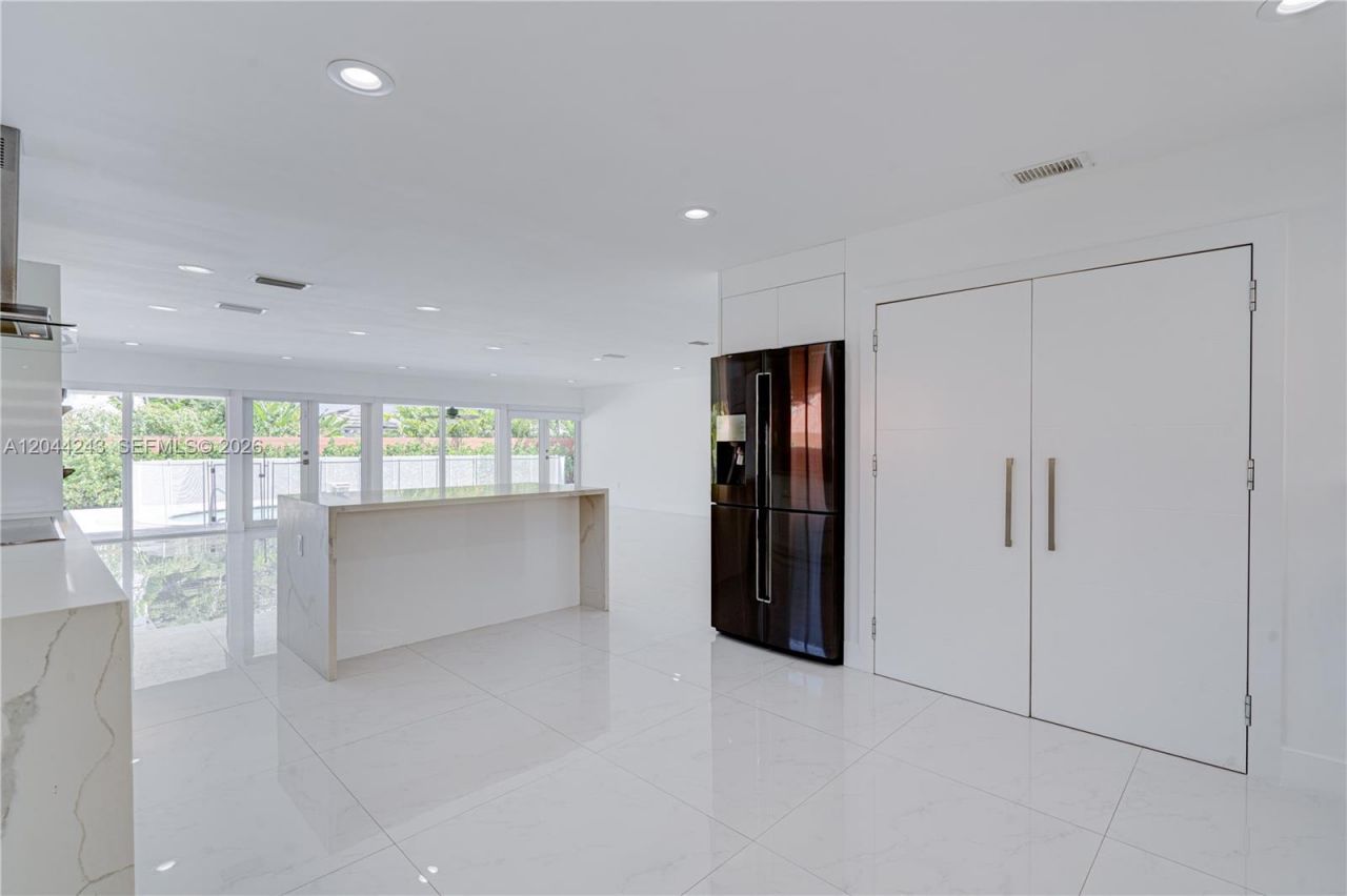 773 Woodcrest Rd , Key Biscayne, FL 33149 Photo