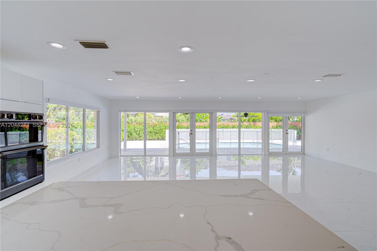 773 Woodcrest Rd , Key Biscayne, FL 33149 Photo