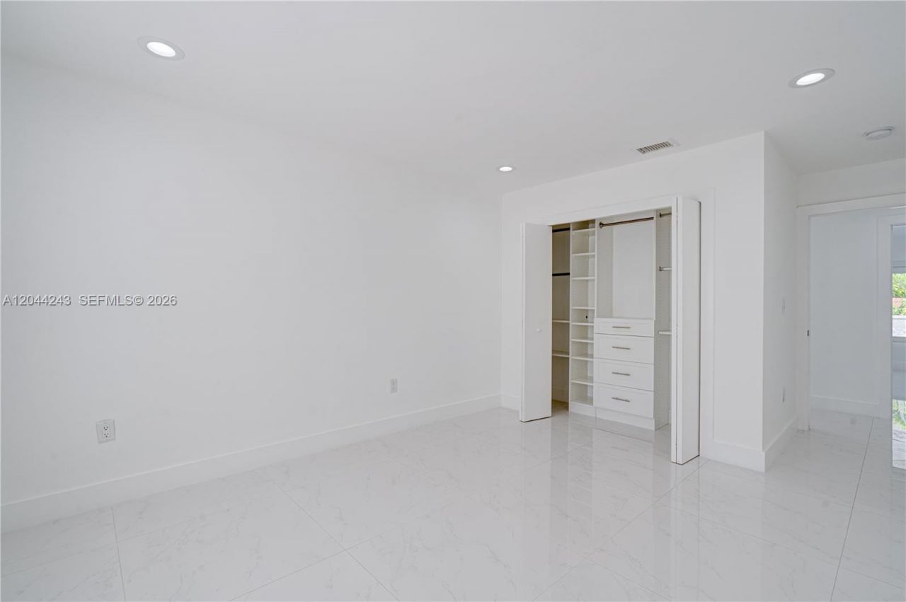 773 Woodcrest Rd , Key Biscayne, FL 33149 Photo