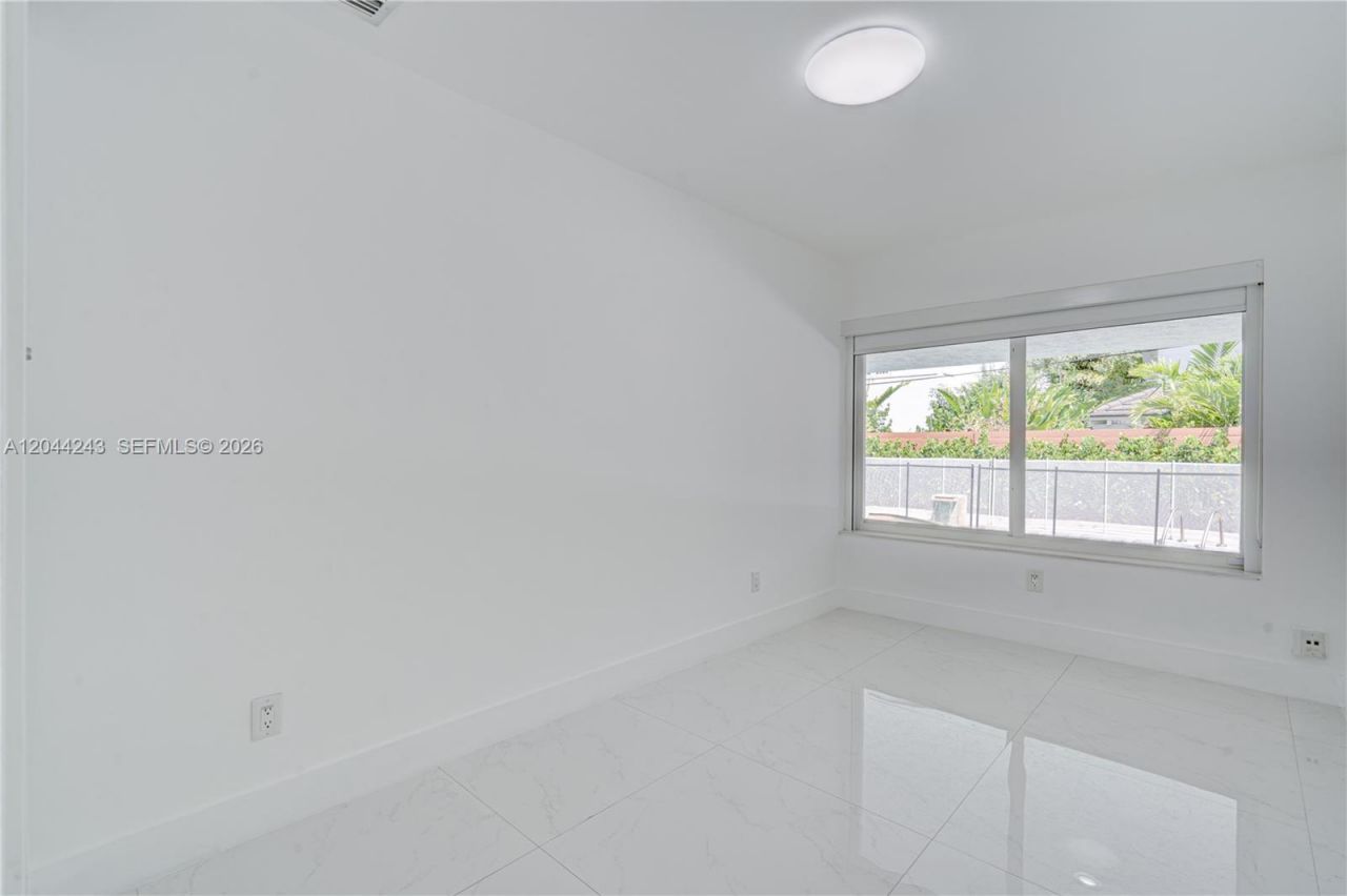 773 Woodcrest Rd , Key Biscayne, FL 33149 Photo