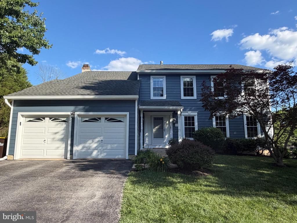13 LEATHERWOOD DRIVE, COLLEGEVILLE, PA 19426