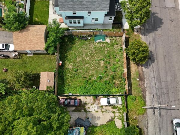 829 Dean Avenue , Bronx, NY 10465