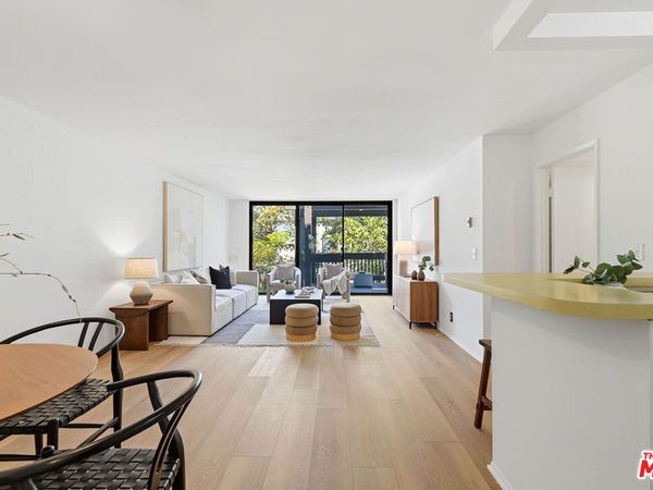 7742 Redlands Street, Unit D2040, Playa Del Rey, CA 90293