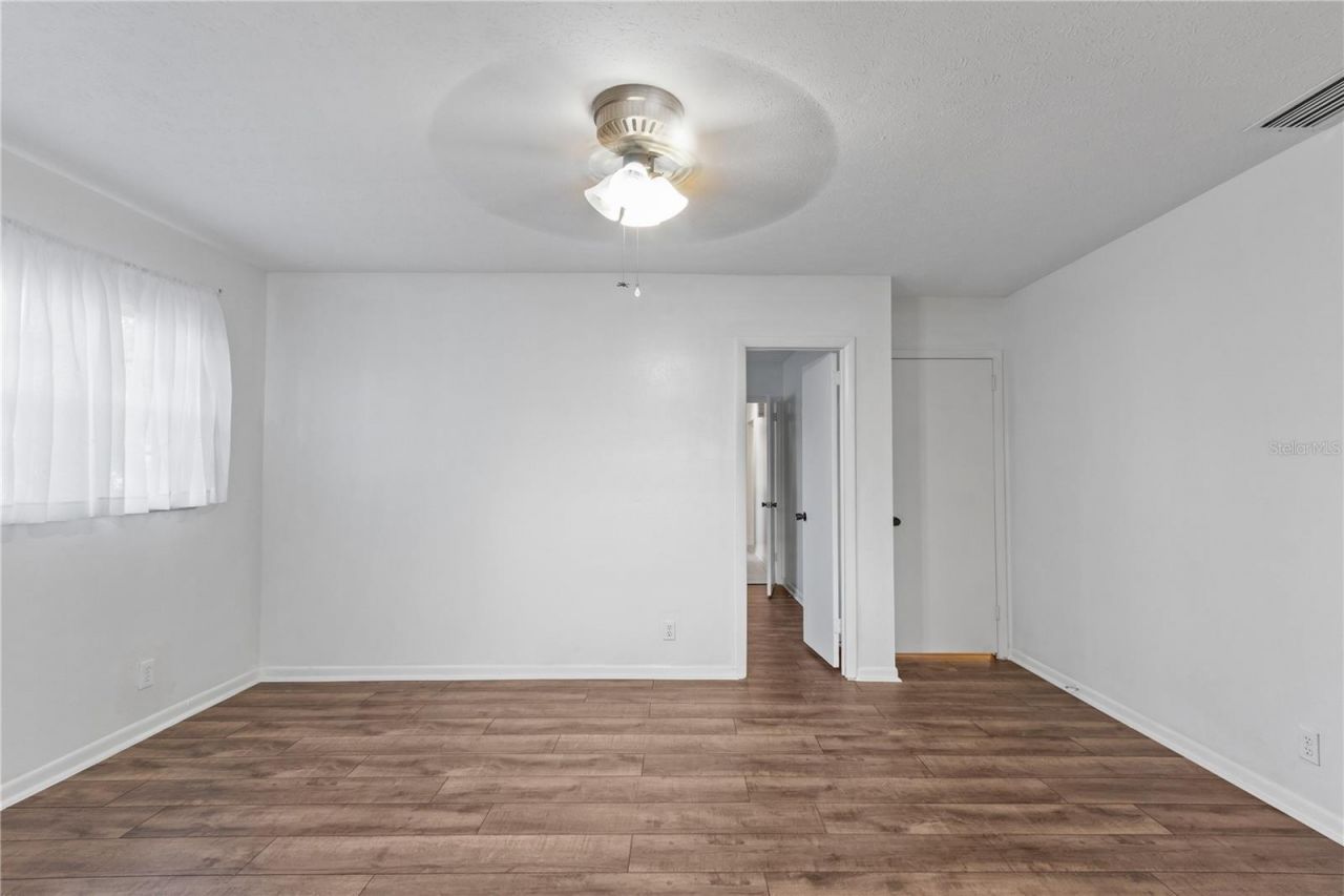 11016 Saginaw Drive, Tampa, FL 33617 Photo