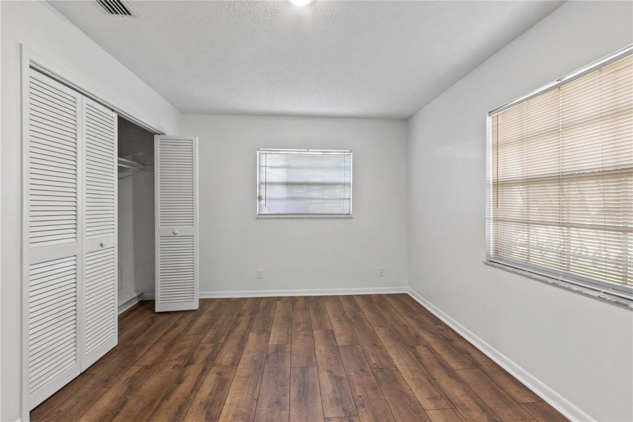 11016 Saginaw Drive, Tampa, FL 33617 Photo