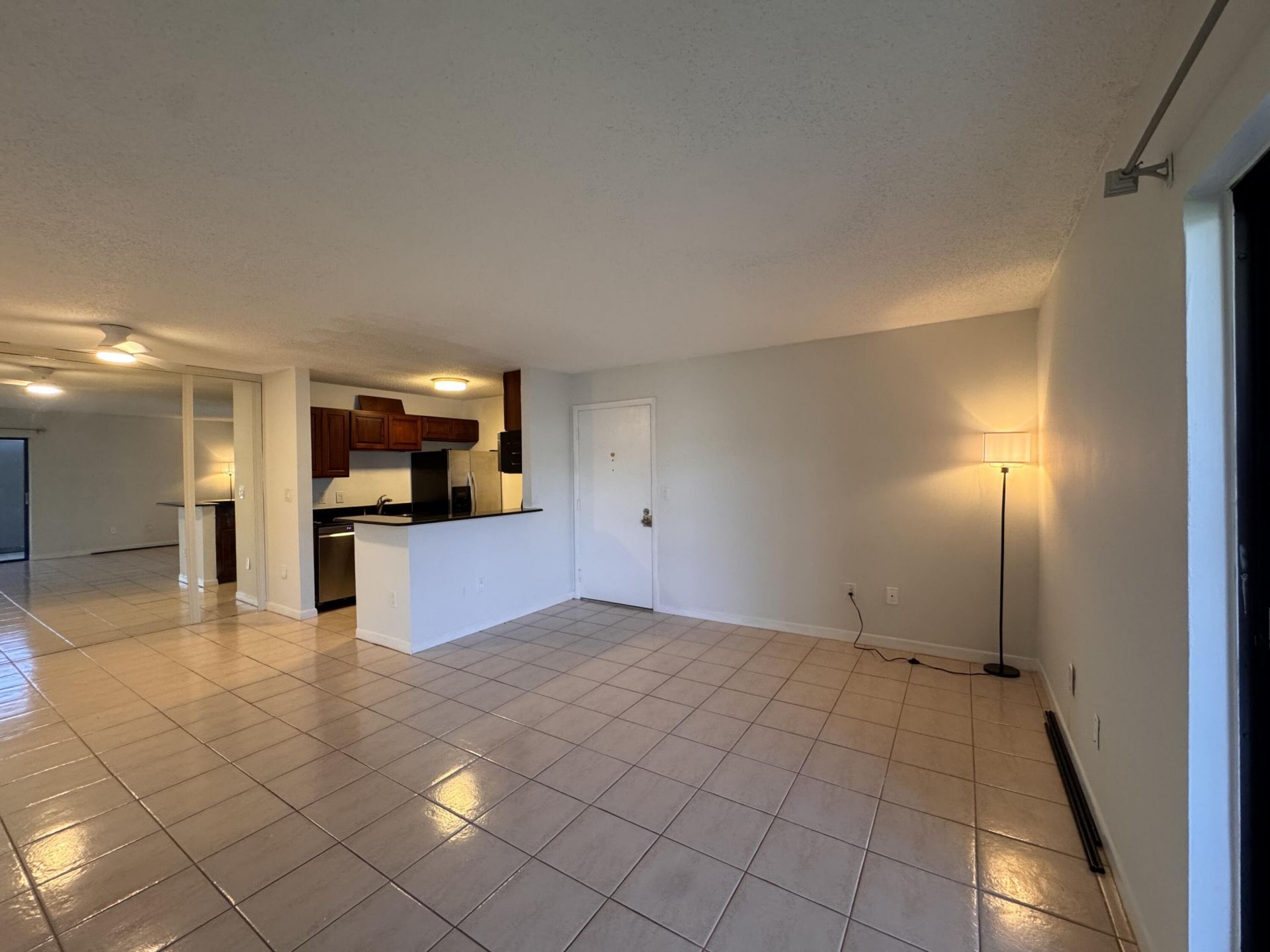 809 NE 199th Street, Unit 105-7, Miami, FL 33179 Photo