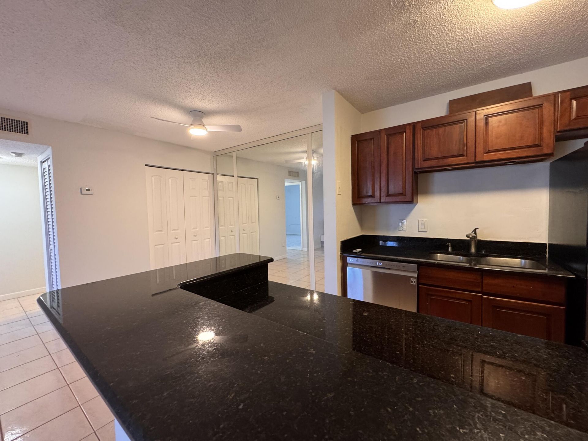 809 NE 199th Street, Unit 105-7, Miami, FL 33179 Photo