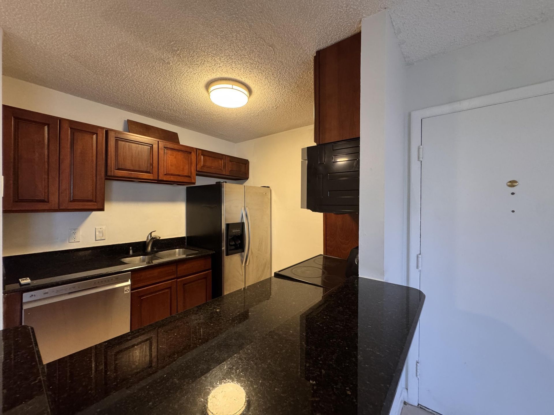 809 NE 199th Street, Unit 105-7, Miami, FL 33179 Photo