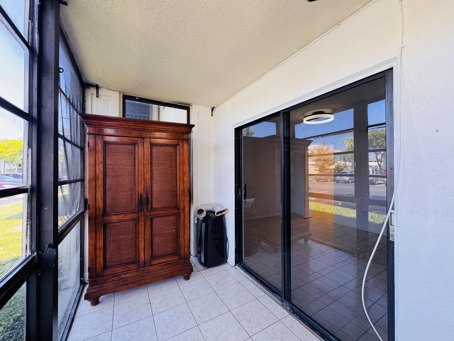 809 NE 199th Street, Unit 105-7, Miami, FL 33179 Photo