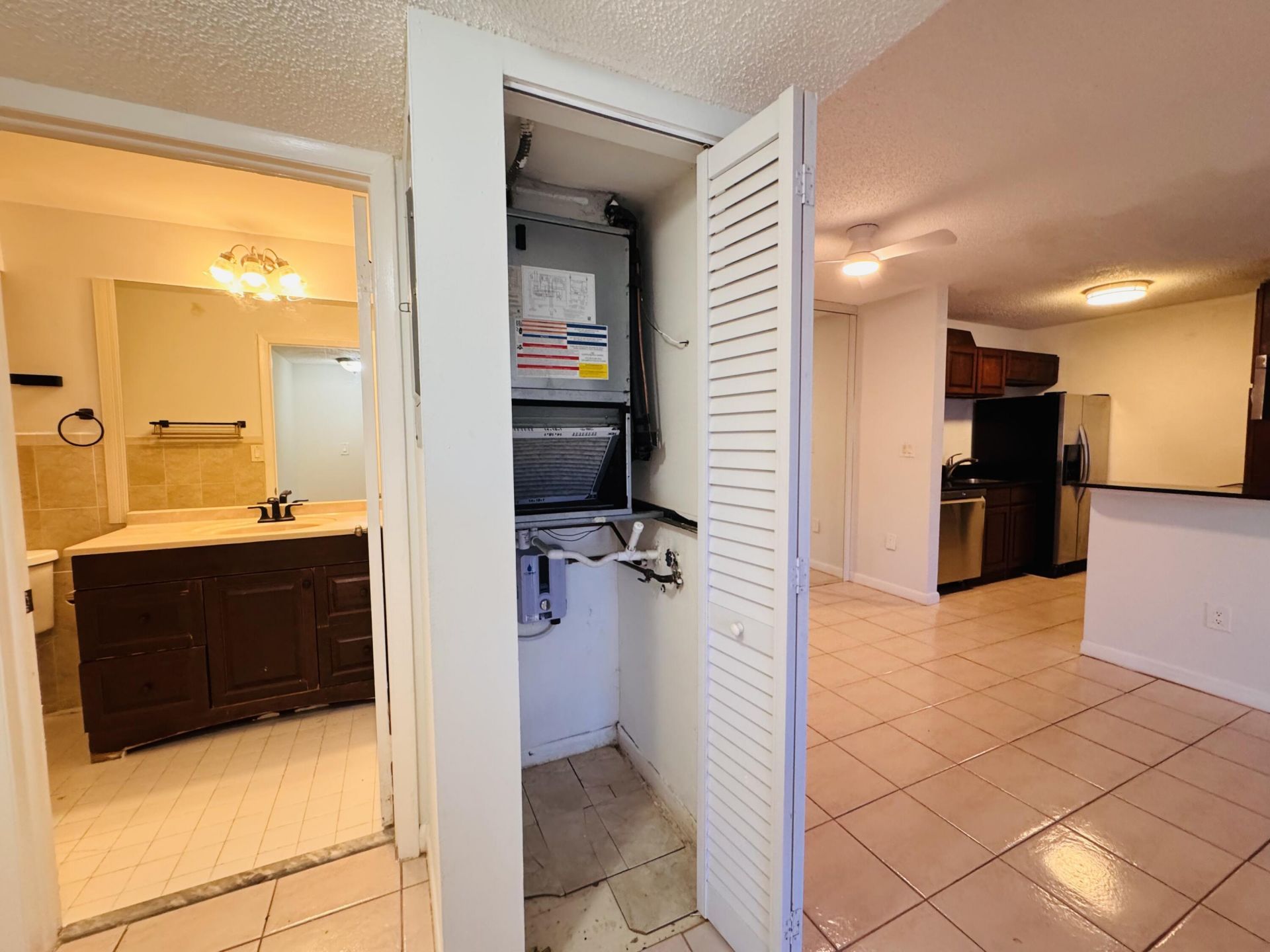 809 NE 199th Street, Unit 105-7, Miami, FL 33179 Photo