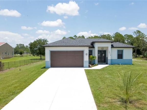 7834 14th PL , LABELLE, FL 33935