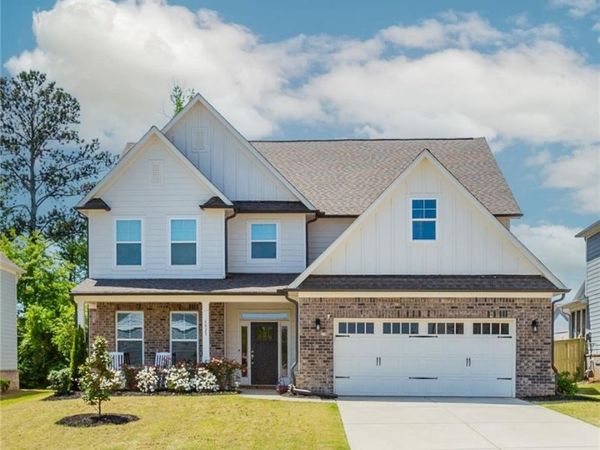 6829 Benjamin Drive , Flowery Branch, GA 30542