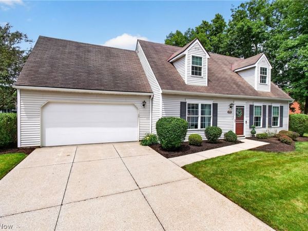 2793 Tinkers Lane , Twinsburg, OH 44087