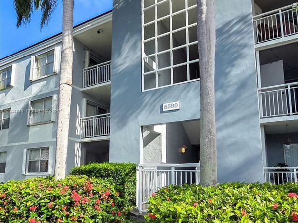8590 SW 212th St, Unit 107, Cutler Bay, FL 33189