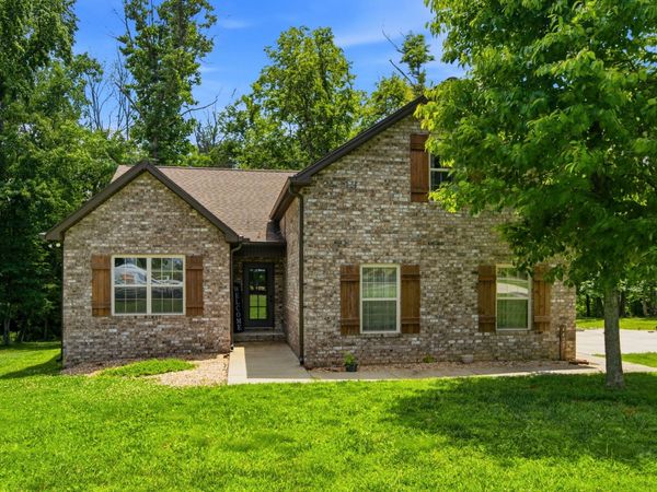 4423 Taylor Rd , Springfield, TN 37172