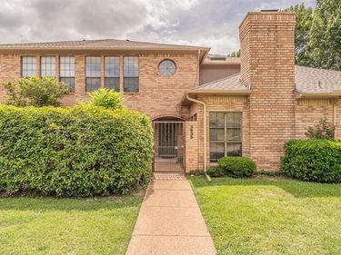 5893 Westhaven Drive, Fort Worth, TX 76132
