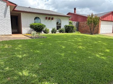 10207 Sweet Gum Street, Dallas, TX 75249