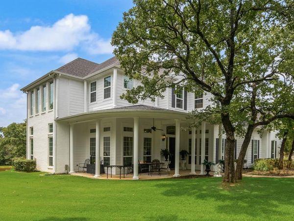 1619 Bloomfield Road, Valley View, TX 76272