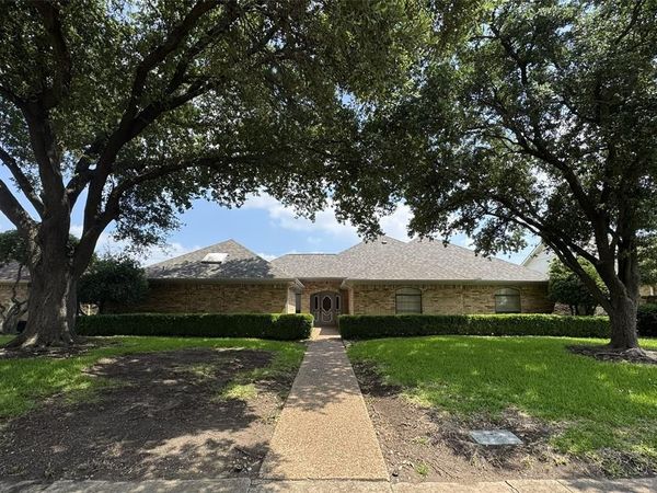 4220 Brooktree Lane, Dallas, TX 75287