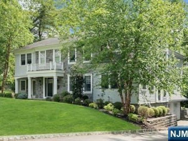 20 Sylvan Way, MILLBURN, NJ 07078