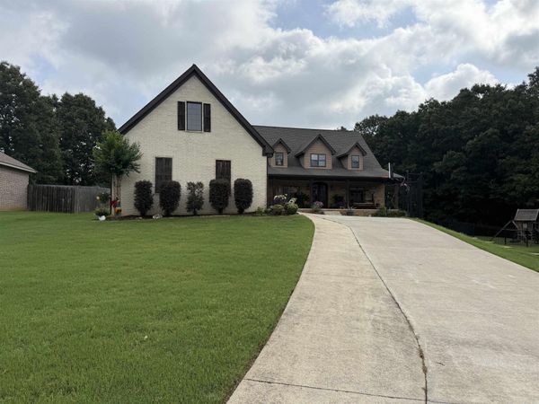 3200 Lochmoor , Jonesboro, AR 72405