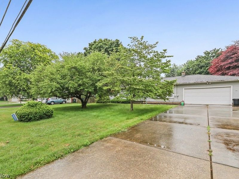 5260 Huckleberry Street NW, North Canton, OH 44720 Photo 31