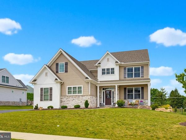719 OXFORD DRIVE, YORK, PA 17406