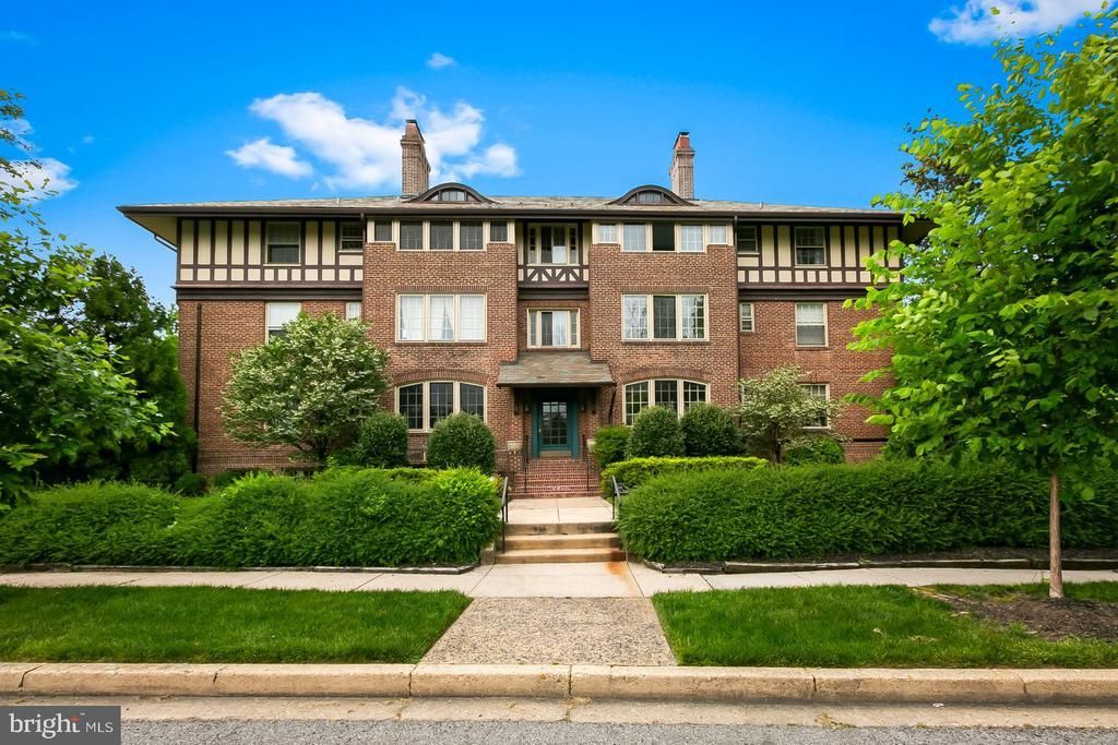 610 Somerset Road, Unit 302, Baltimore, MD 21210 Main Photo