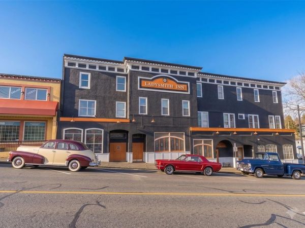 640 1st Ave , Ladysmith, BC V9G 1A2