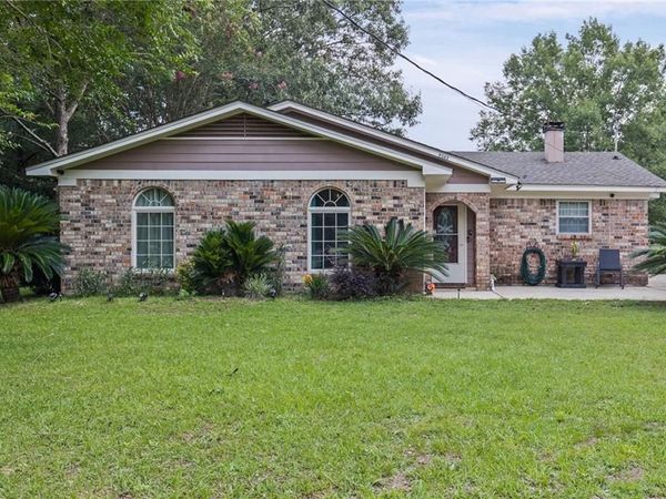 9262 Sandy Creek Court, Semmes, AL 36575