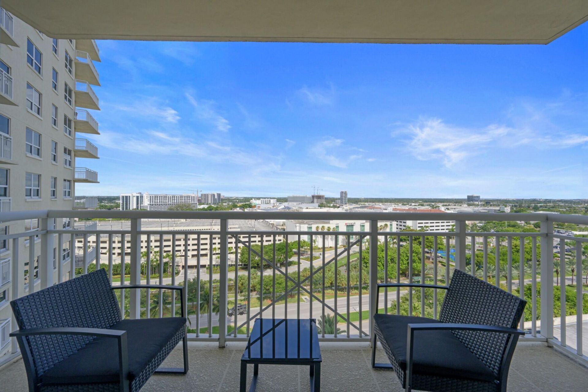 19501 W Country Club Drive, Unit 1412, Aventura, FL 33180 Photo