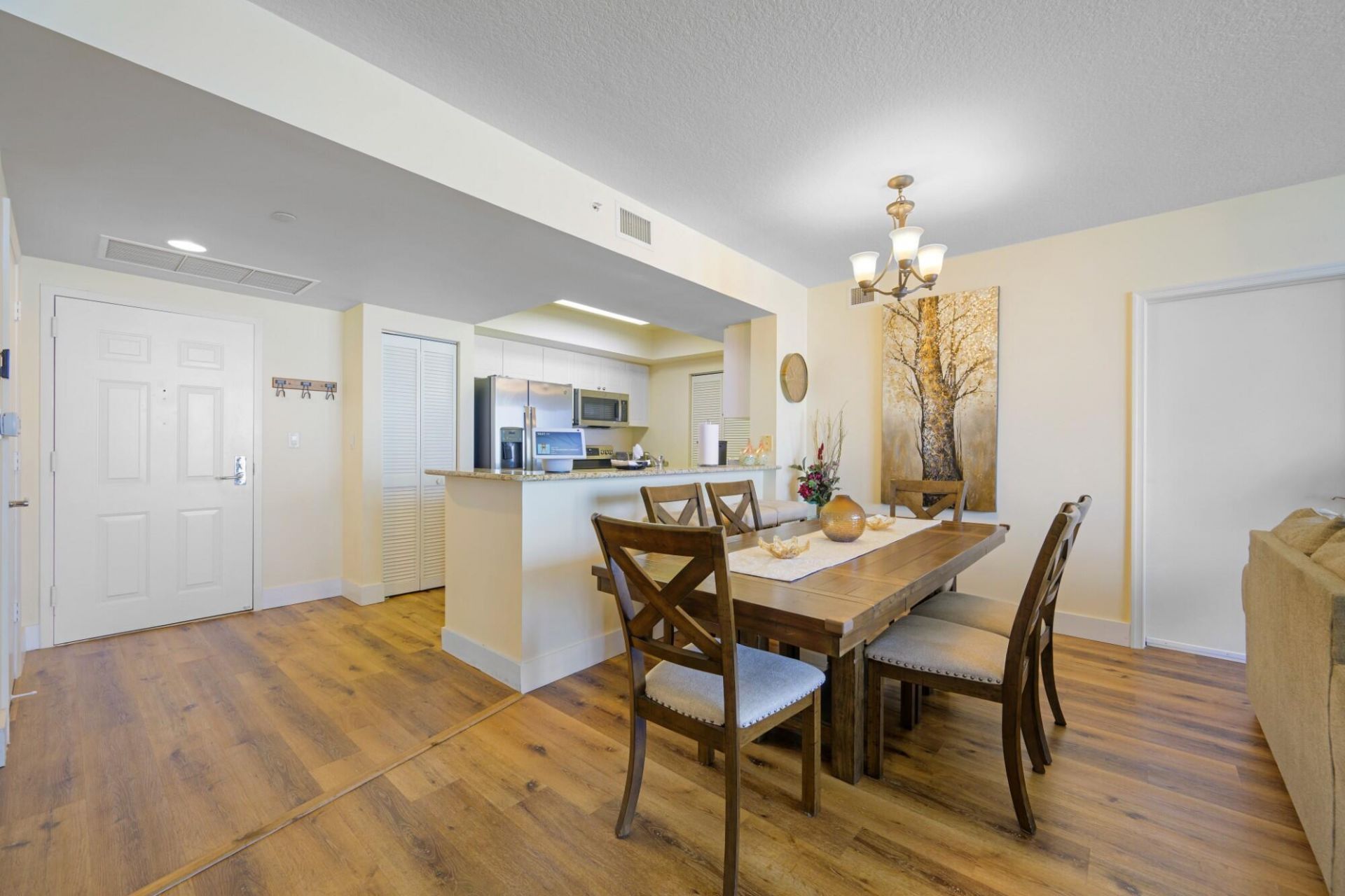 19501 W Country Club Drive, Unit 1412, Aventura, FL 33180 Photo