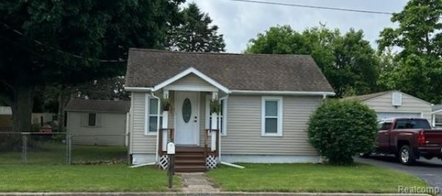 8083 Crapo Street, Swartz Creek, MI 48473 Main Photo
