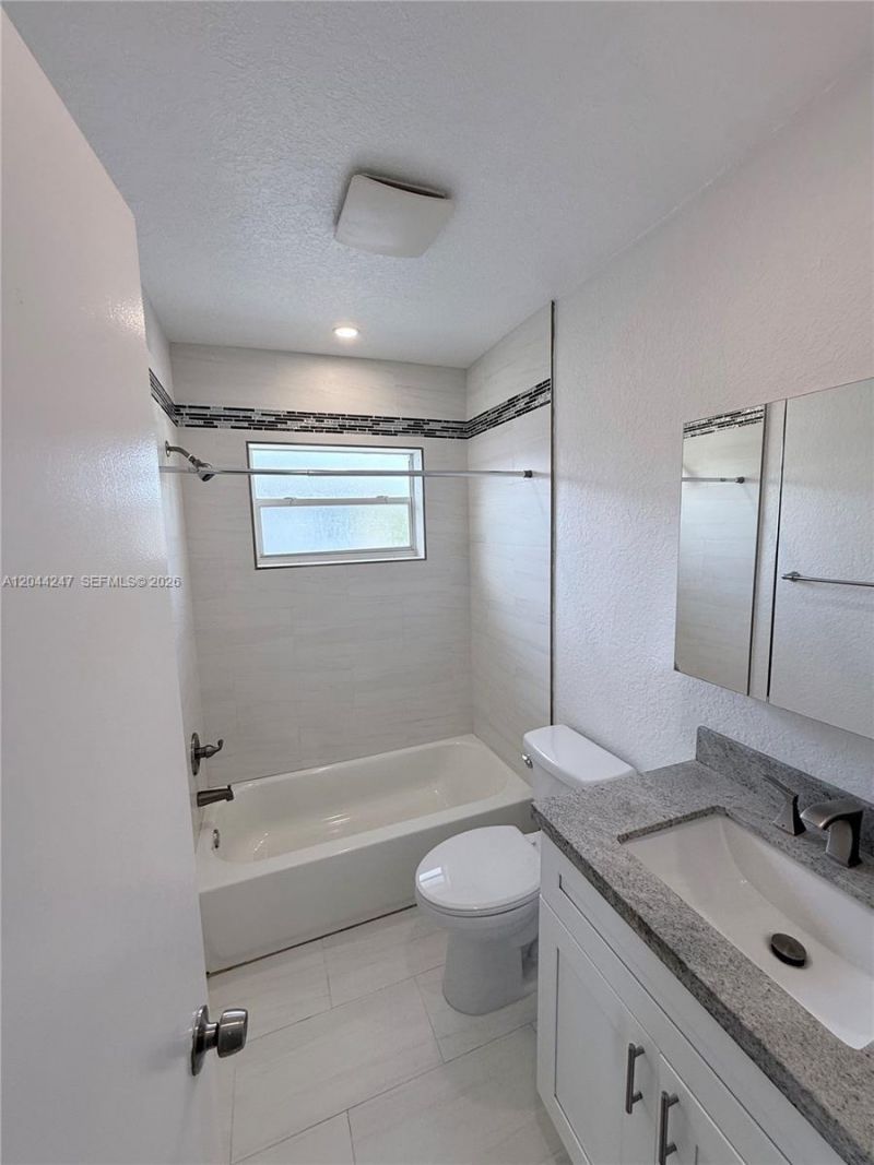 1515 S 14th Ave, Unit 13, Hollywood, FL 33020 Photo
