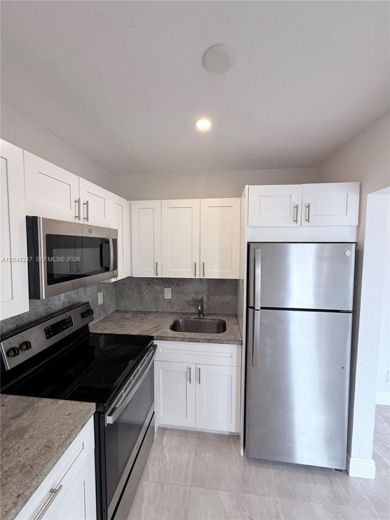 1515 S 14th Ave, Unit 13, Hollywood, FL 33020 Photo