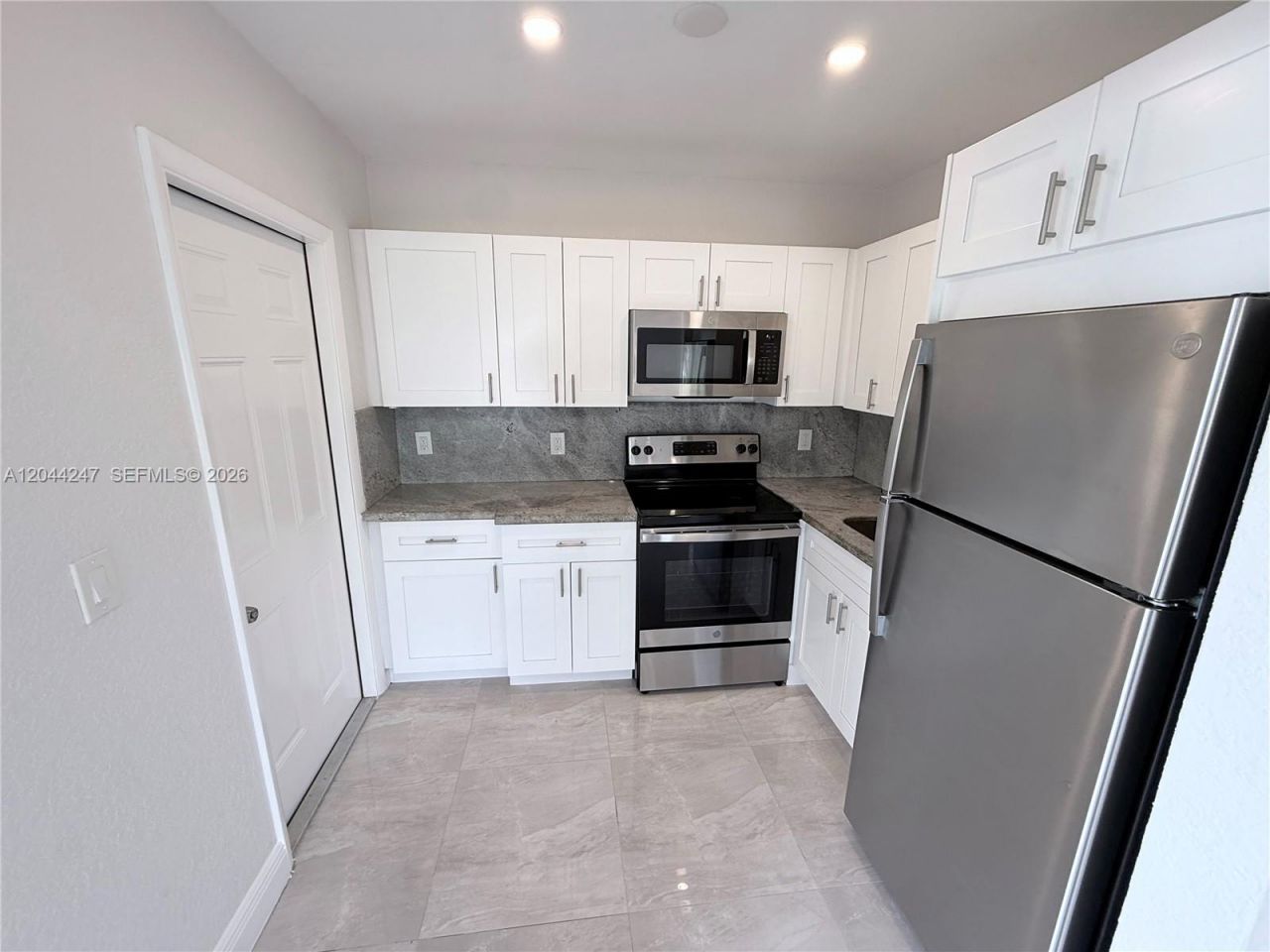1515 S 14th Ave, Unit 13, Hollywood, FL 33020 Photo