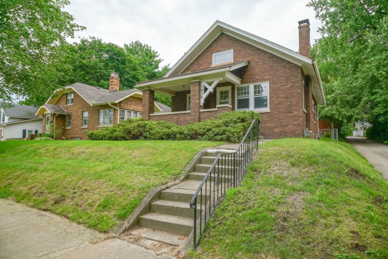 1535 Benton Street, Rockford, IL 61107 Main Photo