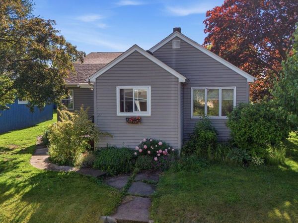 27 17th Street, Cloquet, MN 55720