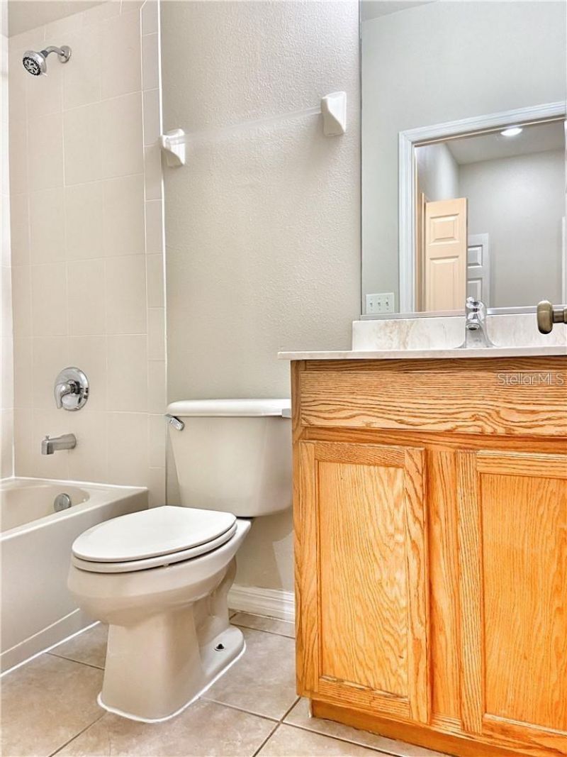 4114 Via Piedra Circle, Unit 1-104, Sarasota, FL 34233 Photo
