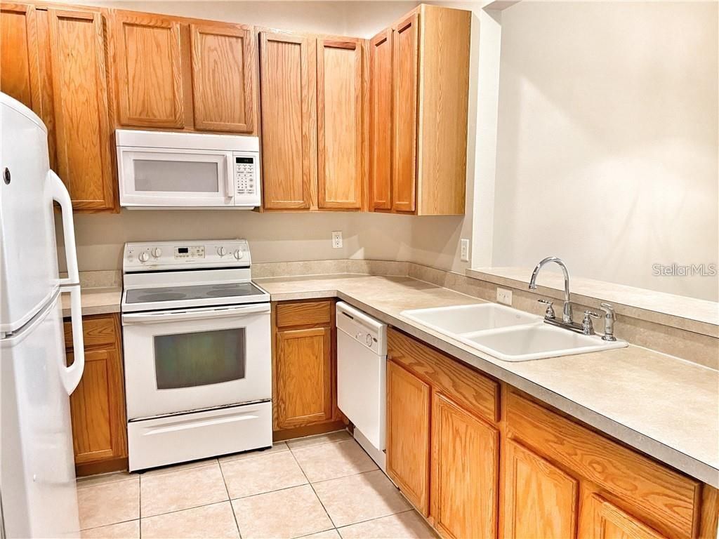 4114 Via Piedra Circle, Unit 1-104, Sarasota, FL 34233 Photo