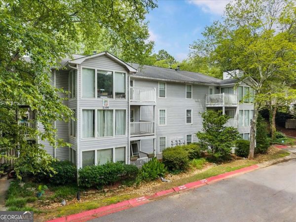 2102 Augusta Drive SE, Unit 21, Marietta, GA 30067