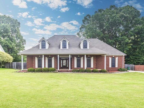 446 WINDCHASE DR, Munford, TN 38058