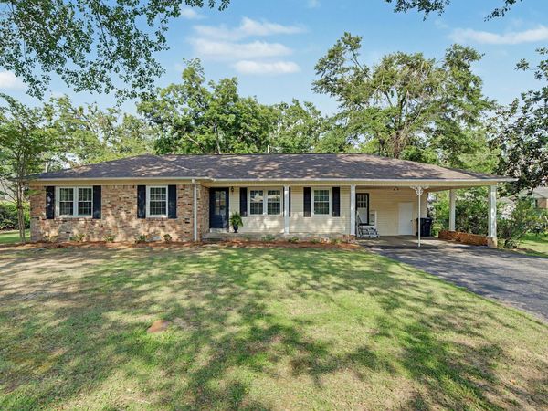 1908 Oak Ln., Corinth, MS 38834