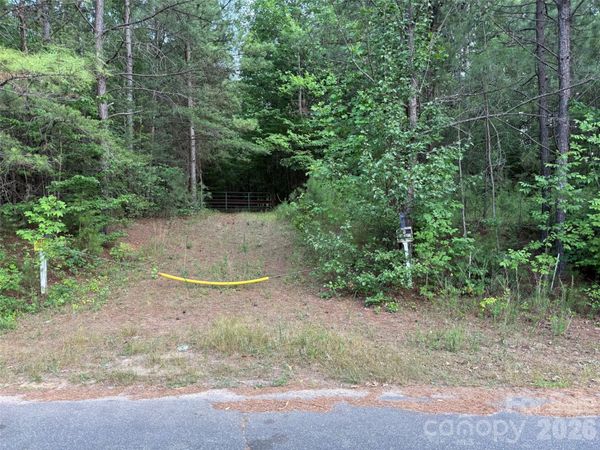 8169 Raccoon Track Drive, Sherrills Ford, NC 28673