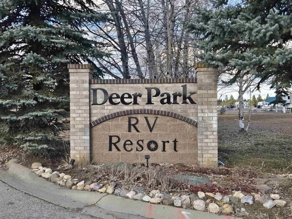 1205 N Country Club Dr, Deer Park, WA 99006