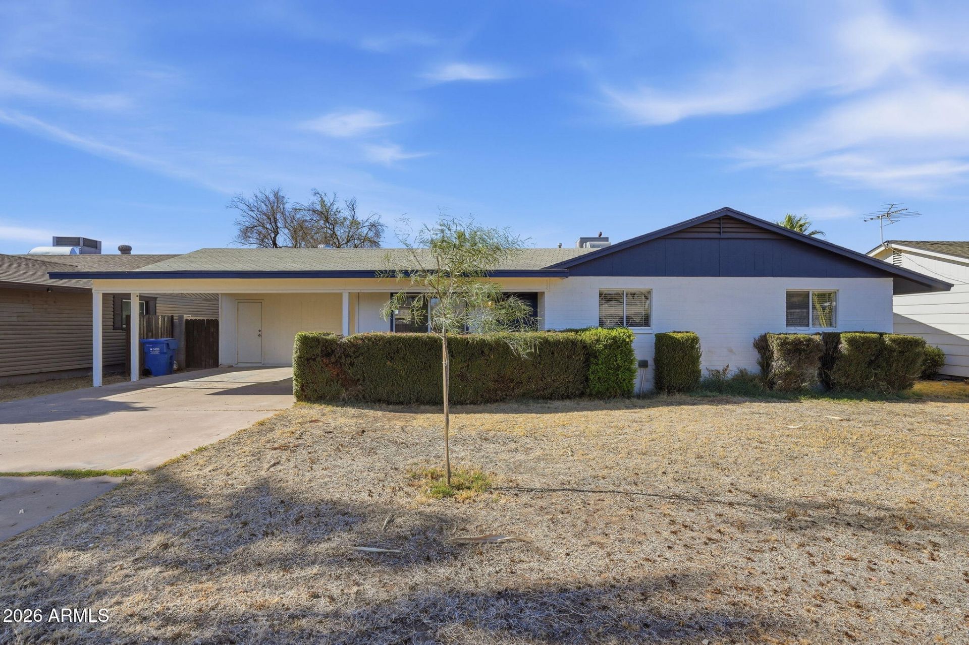 2302 E Nisbet Road, Phoenix, AZ 85022 Main Photo